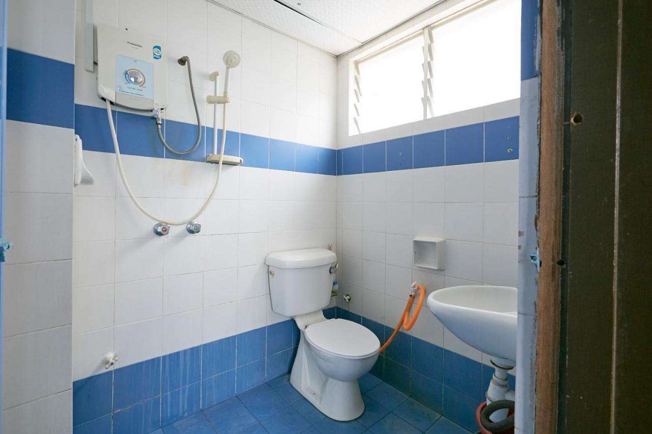Jc Private Apartment Sunshine Bay Port Dickson Kültér fotó