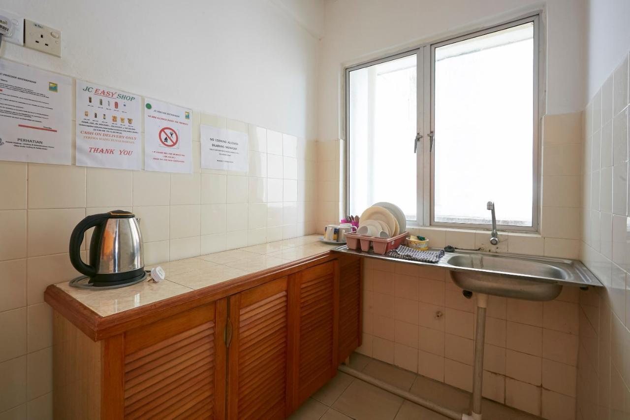 Jc Private Apartment Sunshine Bay Port Dickson Kültér fotó