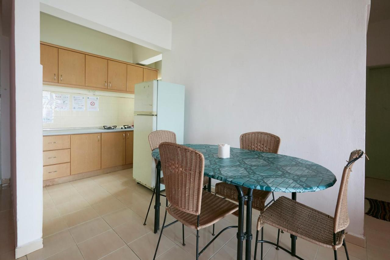 Jc Private Apartment Sunshine Bay Port Dickson Kültér fotó